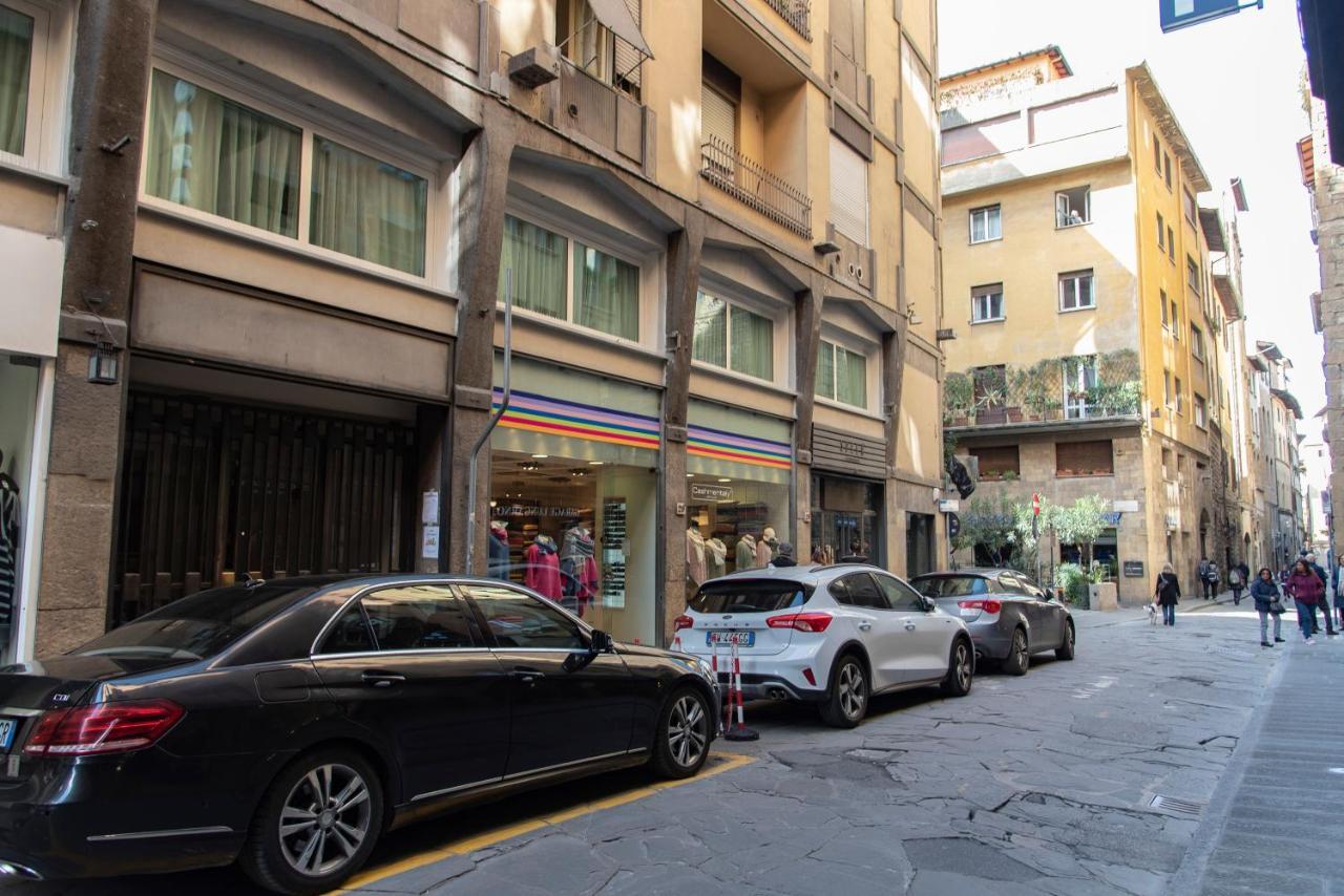 Ponte Vecchio Luxury And Stylish Apartment Florence Exterior photo