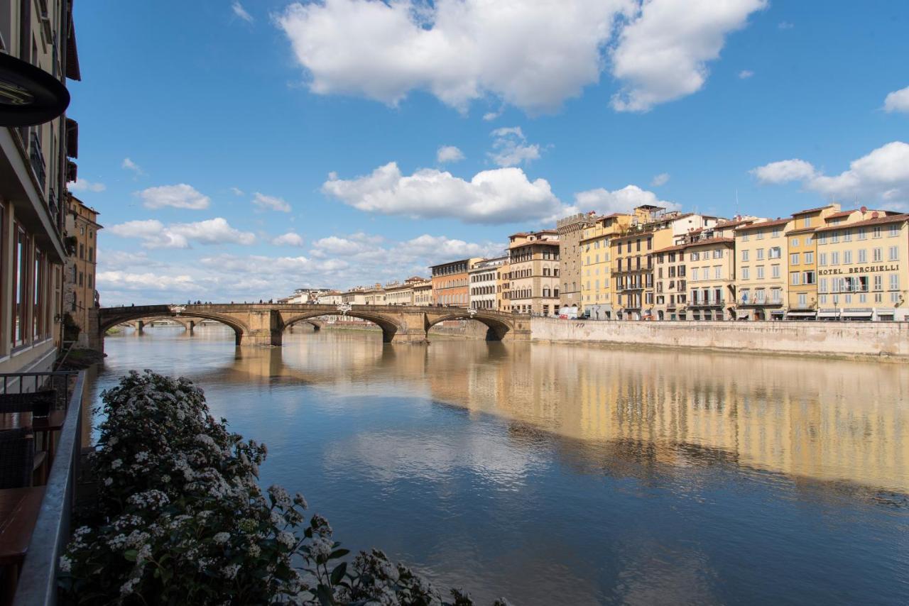 Ponte Vecchio Luxury And Stylish Apartment Florence Exterior photo